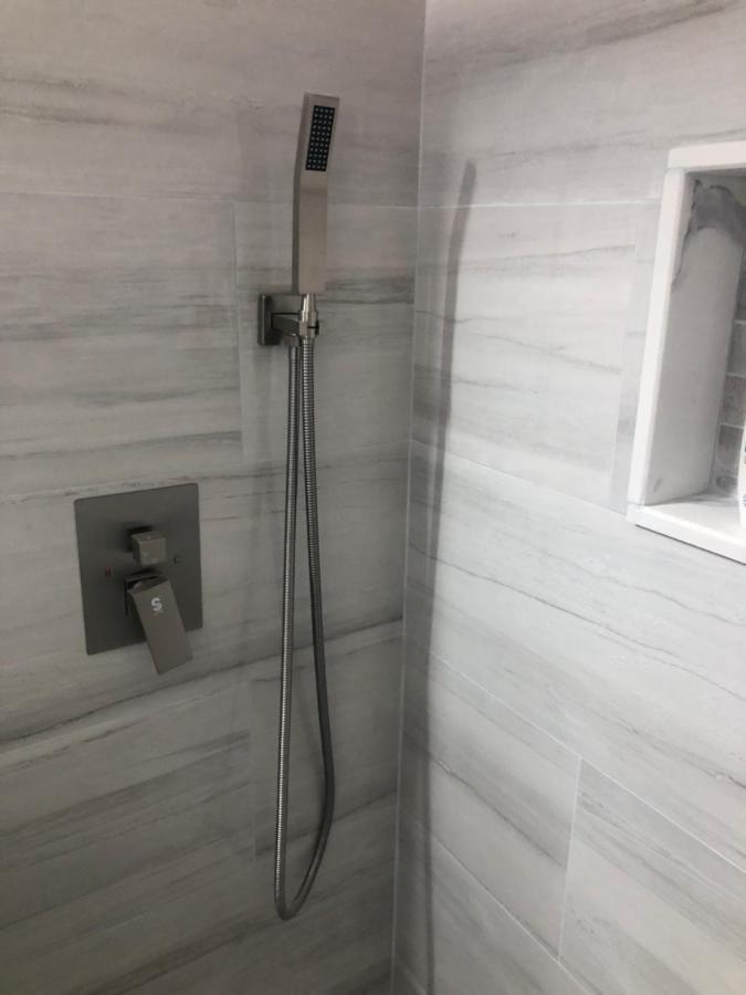 Private Room With Private Full Bathroom Chicago Ngoại thất bức ảnh